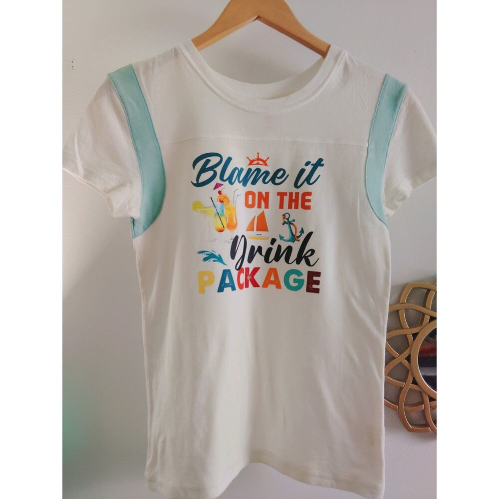 Blame it on the Drink Package Funny Boozing and Cruising Tee Jr. Sz Small